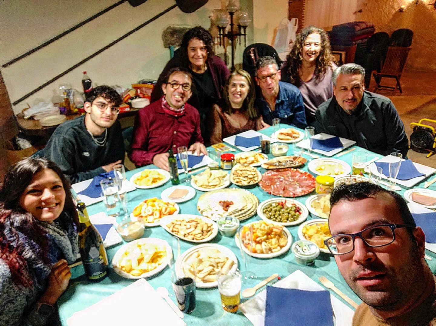 Sopar de "Nadal", Celebrant els 15 anys de #tequatre i preparant la temporada. Falten companys que la salut i els estudis no els van permetre ser-hi. Xin-xin per a tots!!! Que la màquina no pari!